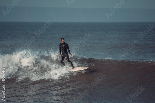 Photography surfing the wave
