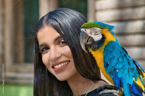 Canvas Print nicole foto con guacamayo