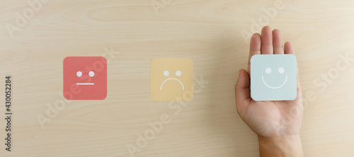 Fotografía medical and Health choosing feedback rating happy good to review experience care