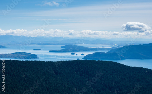 Scenic view from the top of Mount Constitution in Moran State Park - Orcas Island, WA, USA © amenohi