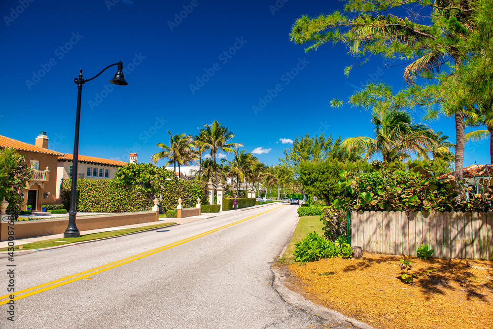 PALM BEACH, FL - FEBRUARY 15, 2016: Beautiful buildings and vegetation along Ocean Boulevard