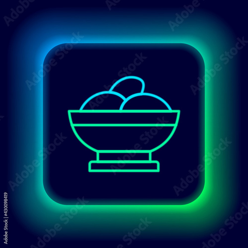 Glowing neon line Varenyky in a bowl icon isolated on black background. Pierogi, varenyky, dumpling, pelmeni, ravioli. Traditional Ukrainian food. Colorful outline concept. Vector
