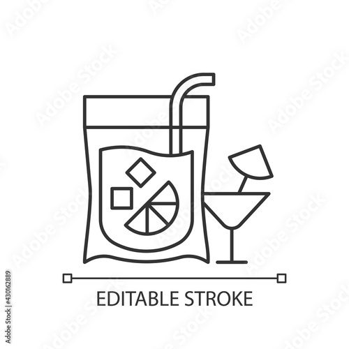 Cocktail to go linear icon. Alcoholic beverage. Mixed drink. Restaurant and bar delivery. Thin line customizable illustration. Contour symbol. Vector isolated outline drawing. Editable stroke
