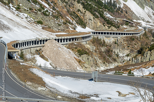 Strassengalerie in der Schöllenenschlucht, bei Andermatt, Kanton Uri, Schweiz photo