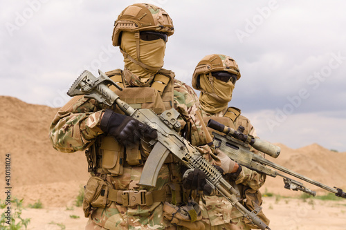 Φωτογραφία Two special forces soldiers close-up, military anti-terrorism operations concept