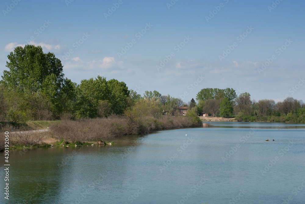 panorama fiume adda in primavera panorama fiume adda in primavera