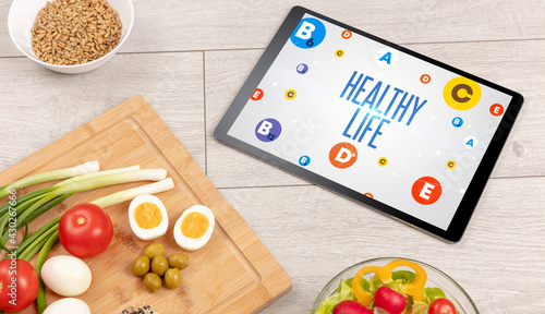 Healthy Tablet Pc compostion concept