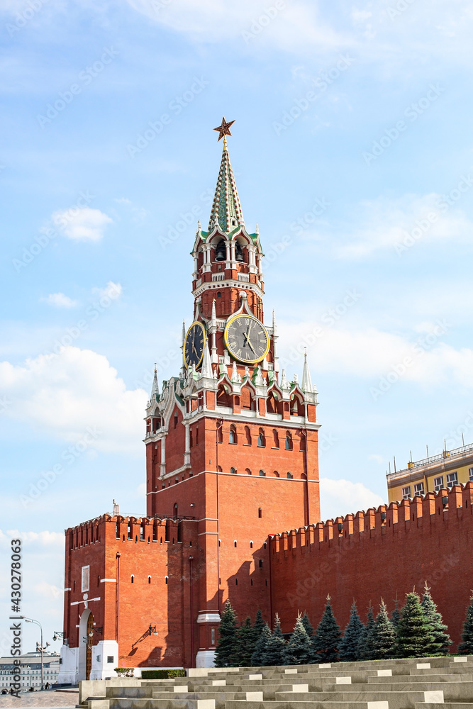 Spasskaya Tower, Kremlin, Red Square, Moscow, Russia Spasskaya Tower, Kremlin, Red Square, Moscow, Russia