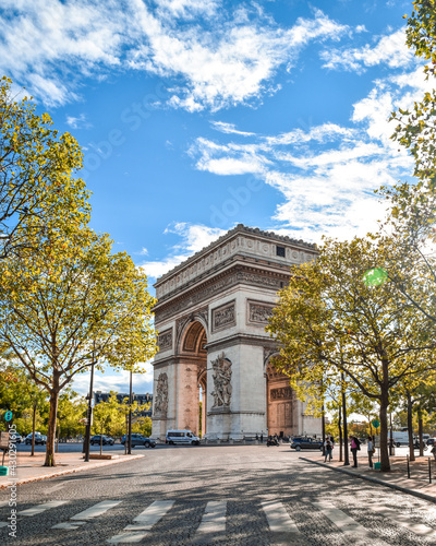 Fototapeta Naklejka Na Ścianę i Meble -  arc de triomphe