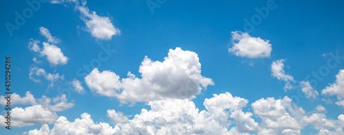 Fototapeta Naklejka Na Ścianę i Meble -  Blue sky backgrounds with white tiny clouds, panorama landscape.