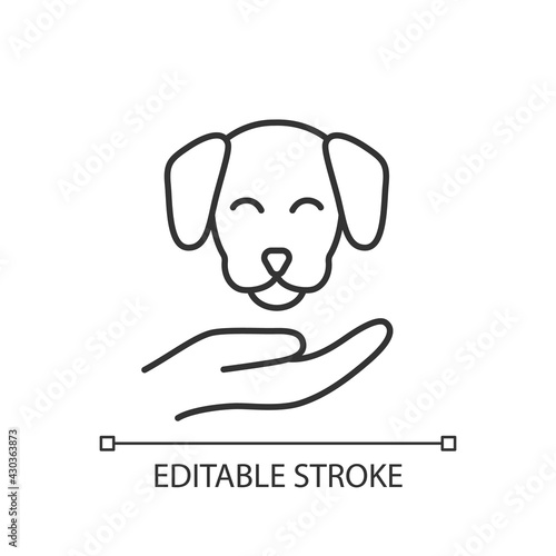 Pet friendly linear icon. Hotels which offer range of amenities designed to accommodate pet owner. Thin line customizable illustration. Contour symbol. Vector isolated outline drawing. Editable stroke