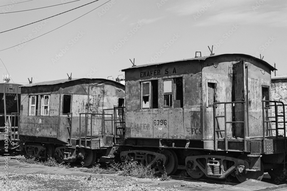 Obraz premium forgotten wagons