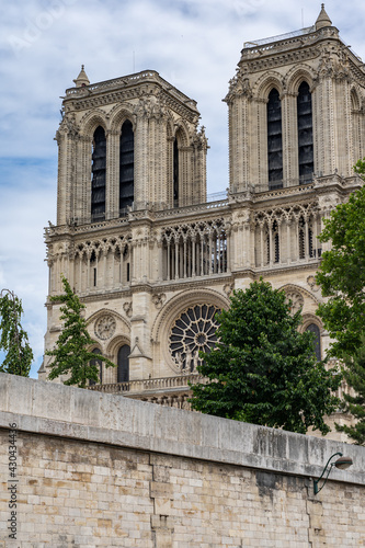 Vertical photo of the Notre Dame Cathedral church in Paris 