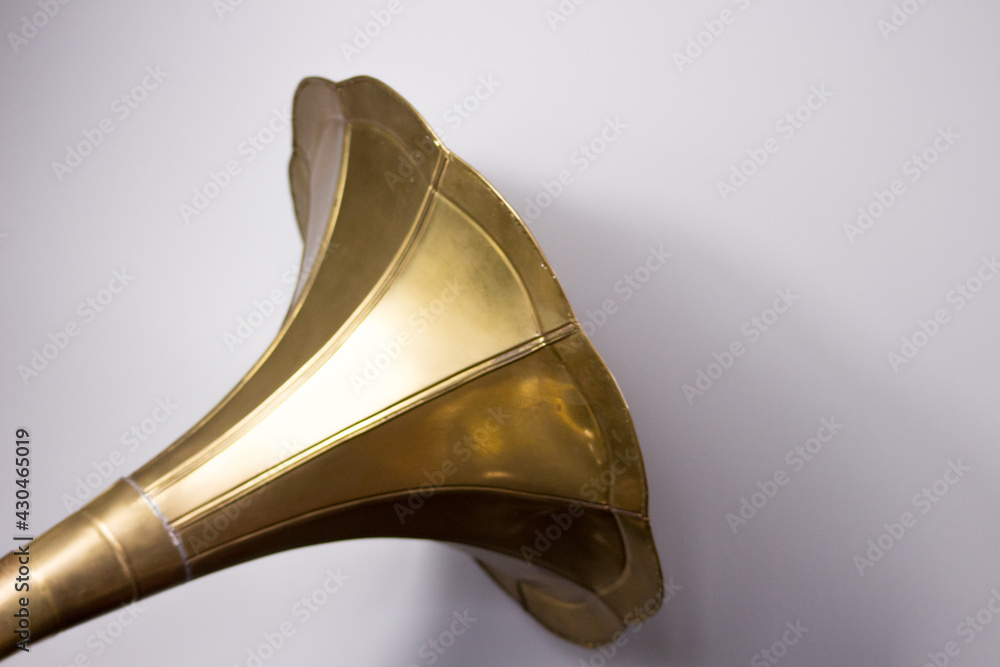 Old gramophone with a plate record. Portable wind-up gramophone. Patephone Old gramophone with a plate record. Portable wind-up gramophone. Patephone