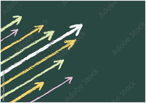 黒板に書いたような上方向に伸びる矢印の背景イラスト