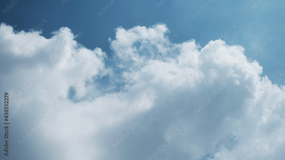 Obraz premium blue sky with clouds