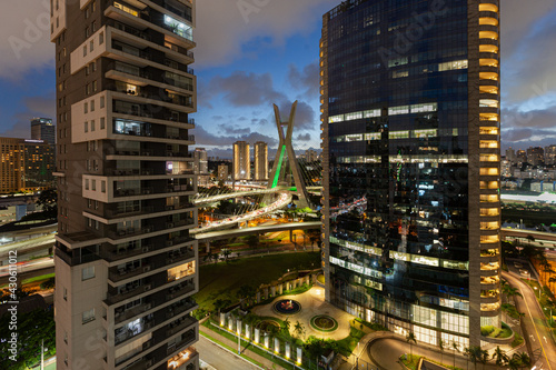 São Paulo Skycrapers aerial view (ID: 430611012)