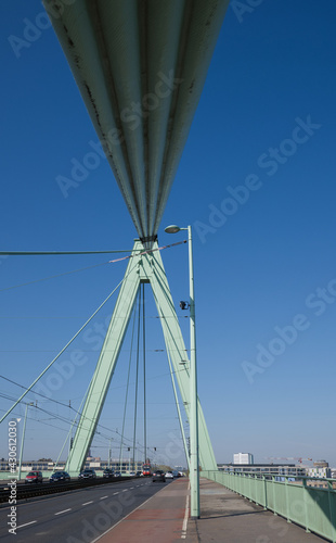 Severinsbrücke über den Rhein in Köln 2 © armin_eckstein