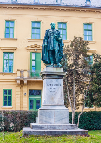 Obraz na płótnie Statue of Sandor Kisfaludy (1772 – 1844) was a Hungarian lyric poet, Balatonfured w salonie