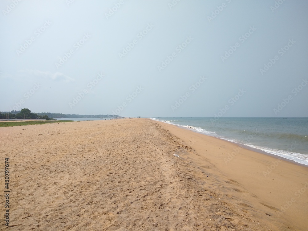 Obraz premium Golden sand beach, Poovar Thiruvananthapuram Kerala, seascape view