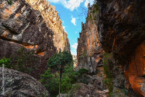 The jagged pinnacles of the narrow gorge leading to the Gruta do Salitre cave near Diamantina, Minas Gerais, Brazil