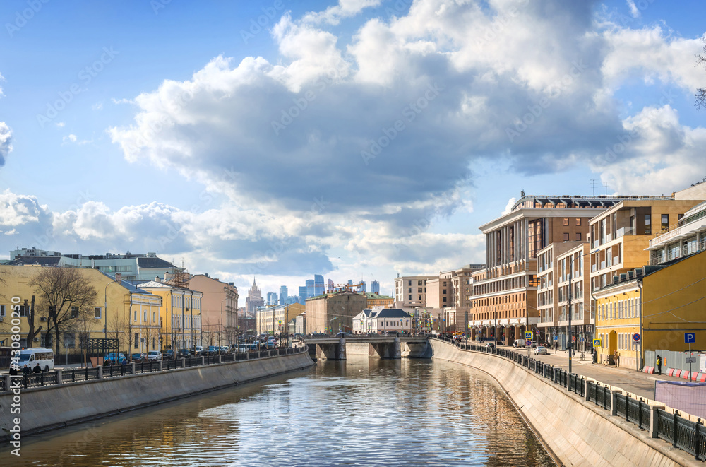 Buildings along the Vodootvodny Canal and the Chugunny Bridge in Moscow