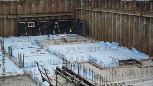 Baustelle, Construction Site, Bau, Building Site, Arbeiter, Worker, Man, Kollege, Mann, Neubau, Bauarbeiter, 