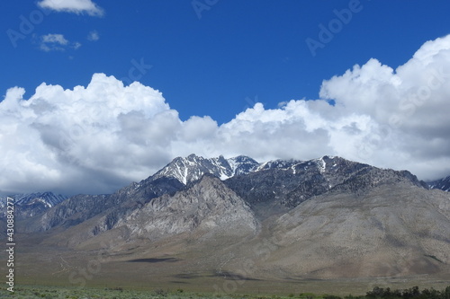 The beautiful scenery of California s Eastern Sierra Nevada Mountains.