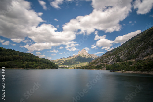 Lanuza Reservoir in Valle de Tena, Huesca, Spain © ANADEL