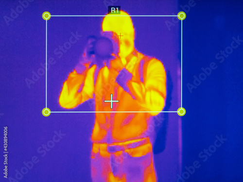 Foto Thermal Infrared image of photographer