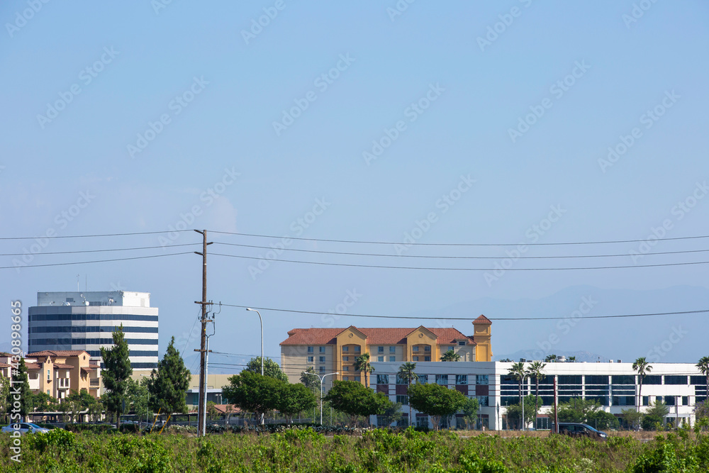 Obraz premium Daytime view of the downtown skyline of Ontario, California, USA.