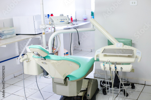 CONSULTÓRIO ODONTOLÓGICO