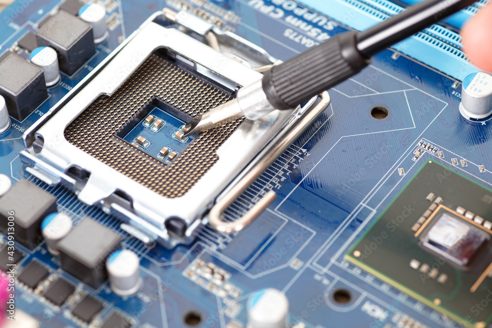 Repair the processor socket Repair the processor socket
