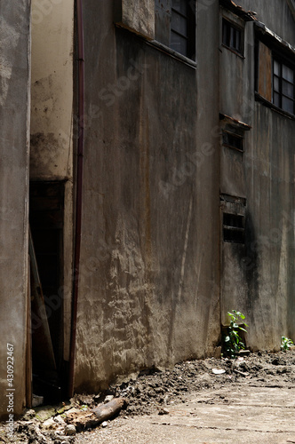 Wallpaper Mural 古い建物の壁 Torontodigital.ca