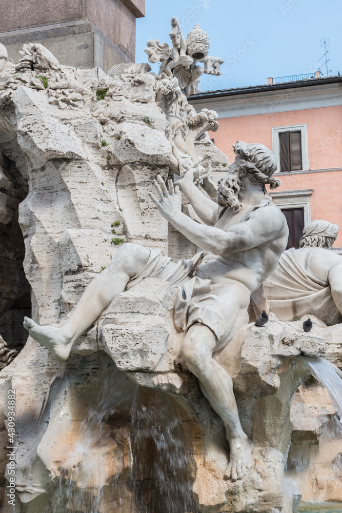 Fontaine des quatre fleuves, Piazza Navona, Rome