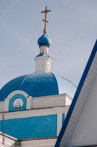 church of the holy trinity