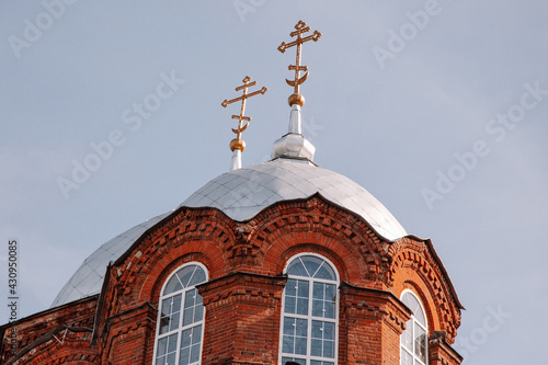 church of the holy cross