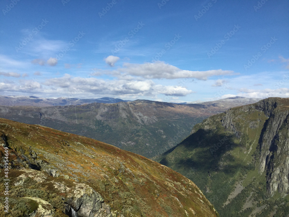 Fototapeta premium landscape in the mountains