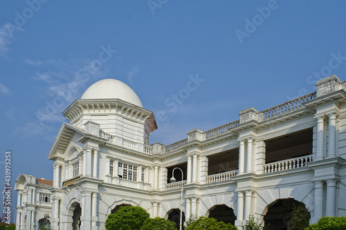 Fotografie facade of ipoh railway station in ipoh city, malaysia