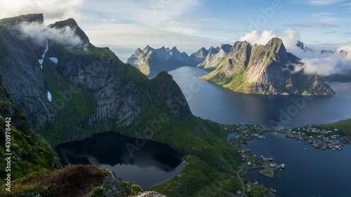 Timelapse Norway Lofoten Reinebringen