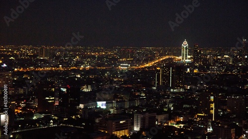 View over Bangkok at night © Adi Seres