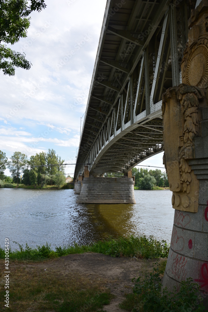 Stahlbrücke Litoměřice Leitmeritz in Tschechien