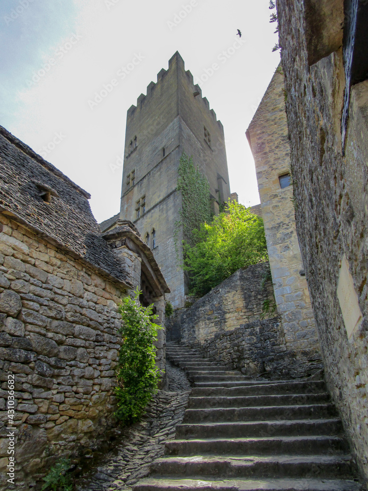 Beynac castle, Dordogne France Beynac castle, Dordogne France