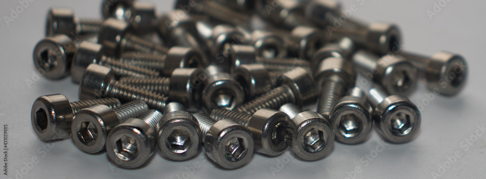 Screw with an internal hexagon ,DIN 912 Screw with an internal hexagon ,DIN 912