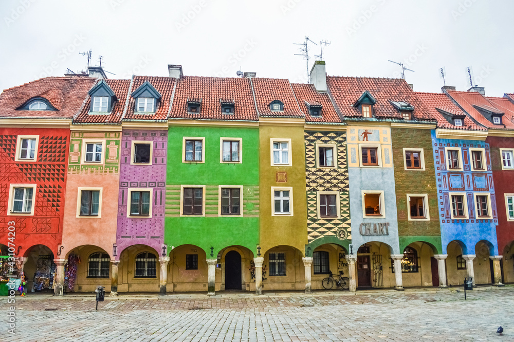 POZNAN, POLAND, 27 AUGUST 2018: The colorful houses of the Old Market Square POZNAN, POLAND, 27 AUGUST 2018: The colorful houses of the Old Market Square