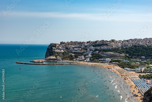 Fototapeta Naklejka Na Ścianę i Meble -  Vieste Puglia sea and town