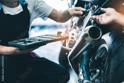 Quadro su tela Bike repair