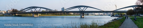 Neue Donaubrücke Linz Panorama