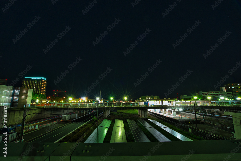 Fototapeta premium 千葉ニュータウン中央駅の夜の駅