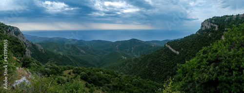 View of the Black Sea coast from the top of the plateau.